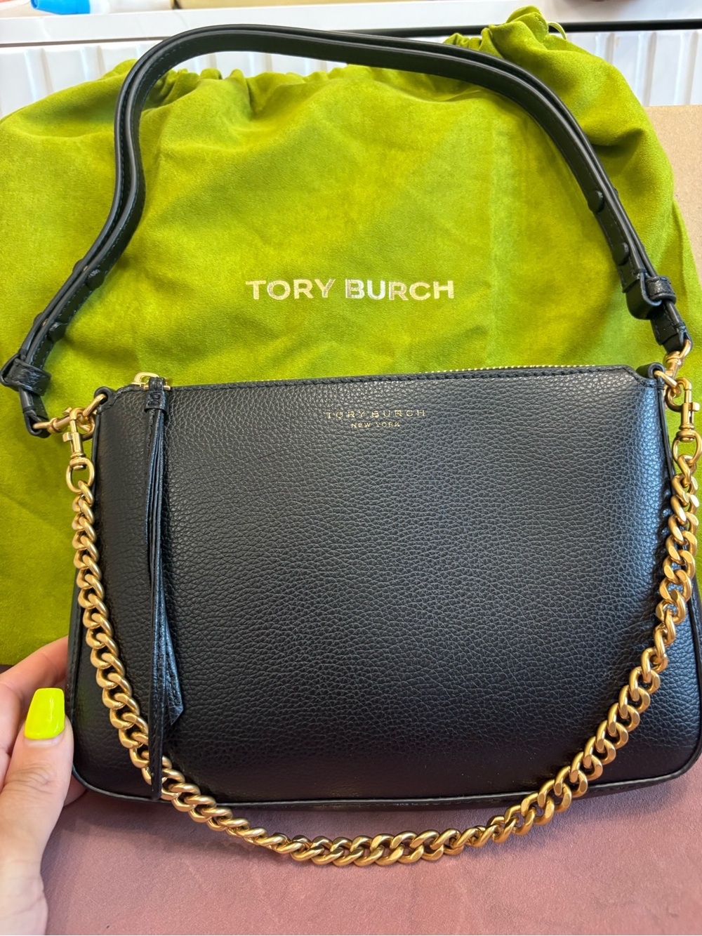 Tory Burch Perry Shoulder Bag - Black with Gold Chain - Picture 5 of 9